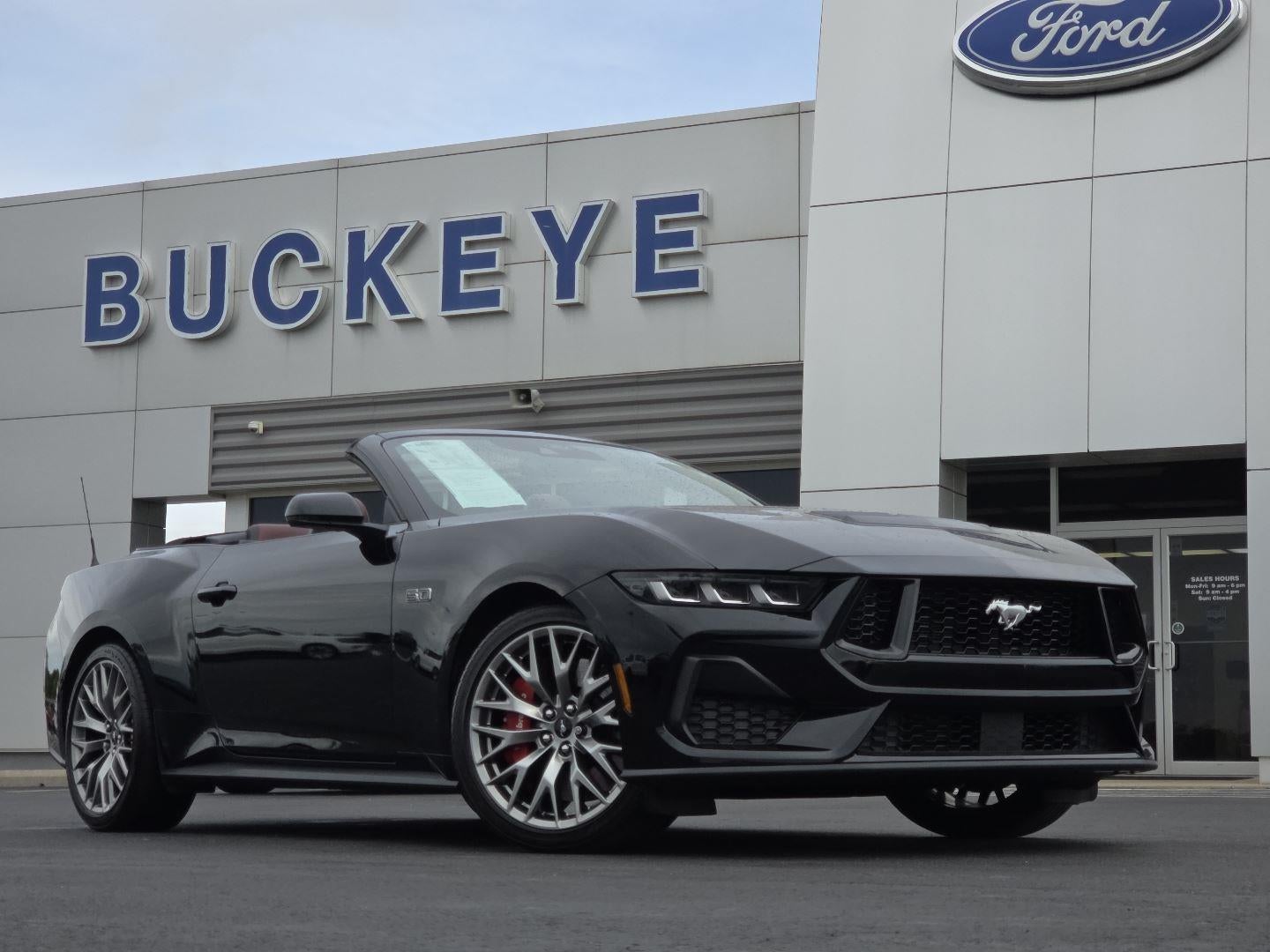 2025 Ford Mustang — side profile view