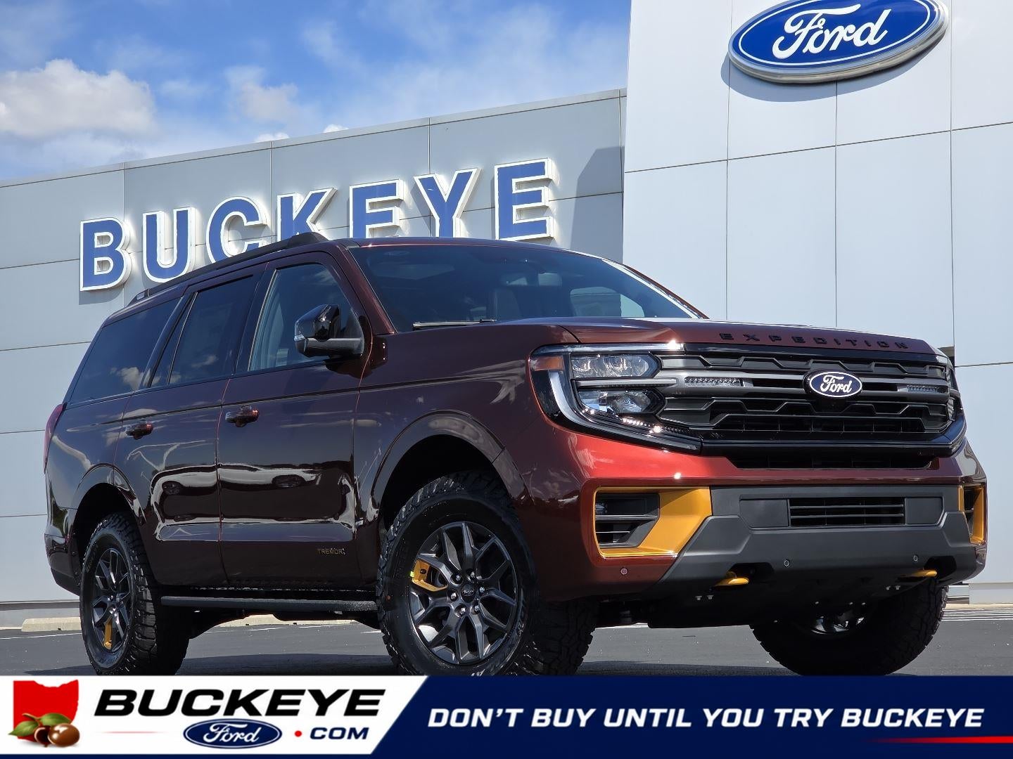 2027 Ford Expedition Tremor in Bronze Fire Metallic Tinted Clearcoat — front three-quarter view