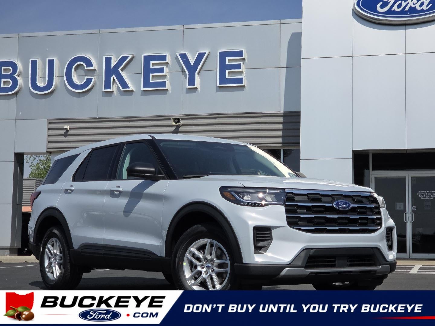 2026 Ford Explorer Active w/100A Pkg in Space White Metallic — front three-quarter view